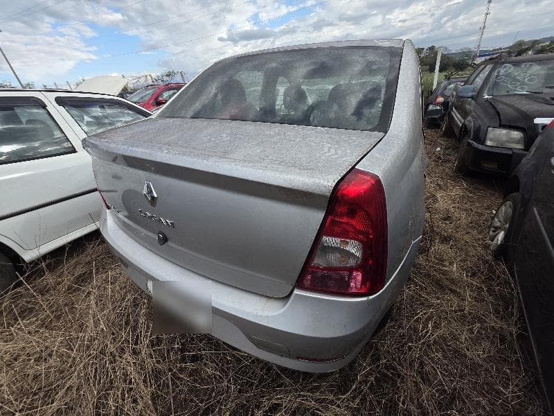 Renault Logan AUT 1016v 2013 — foto 16