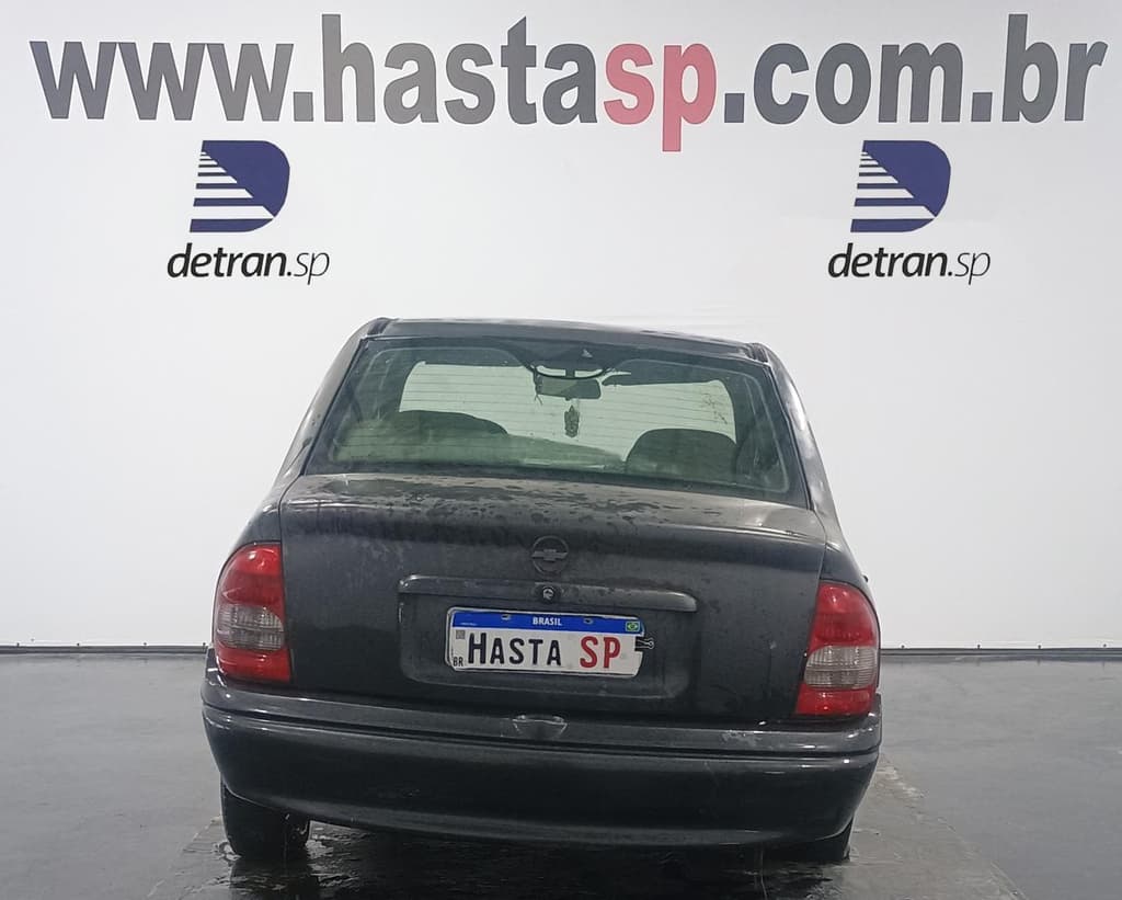 Chevrolet Corsa Milenium 2002 — foto 4