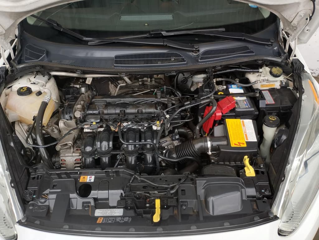 Ford Fiesta 2014 — foto 7