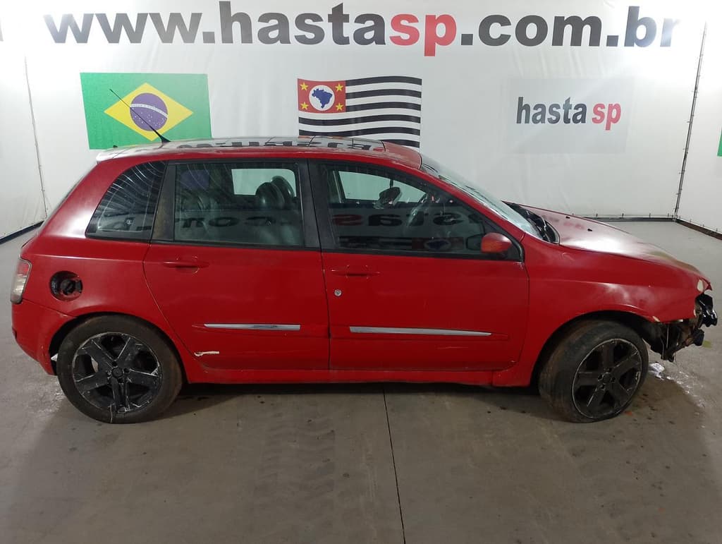 Fiat Stilo Flex 2007, vermelha