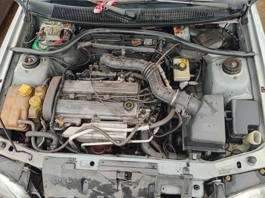 Ford Escort GLX 16vf 1998 — foto 3