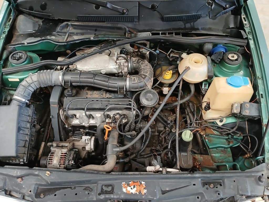 Volkswagen Polo Clas. 1.8 MI 1999 — foto 2