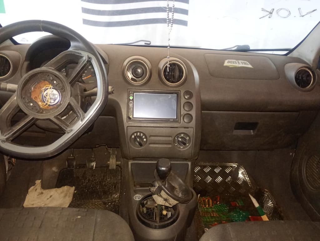 Ford Fiesta 2004 — foto 5