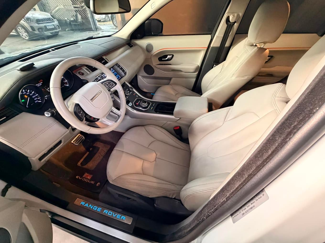 Land Rover Range R.evoque Dynamic 2.0 2015 — foto 6