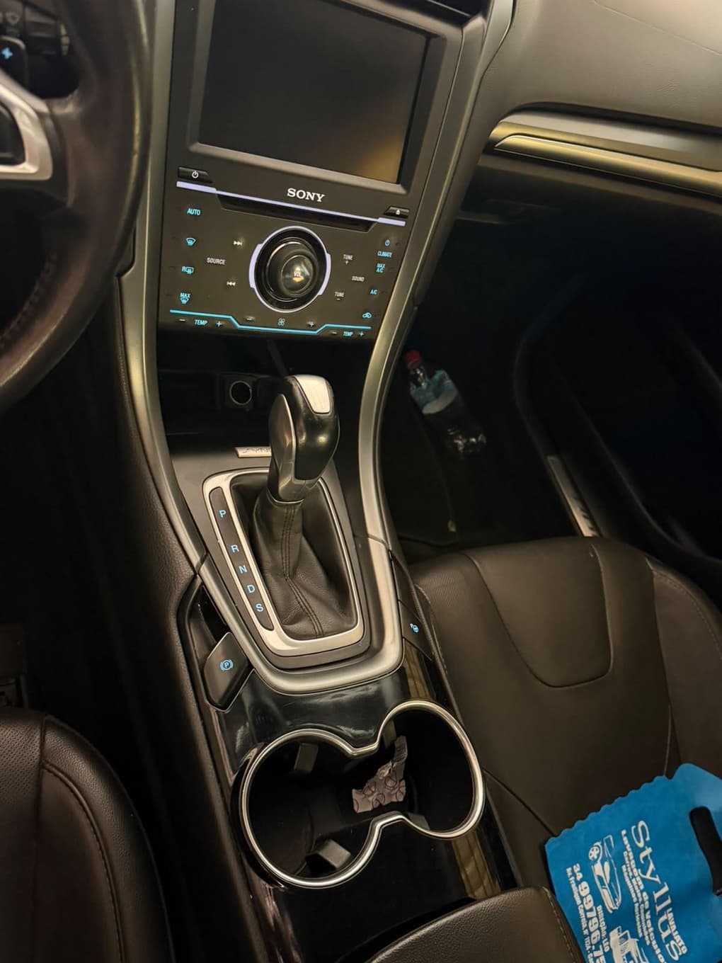Ford Fusion Titanium AWD 2015, prata