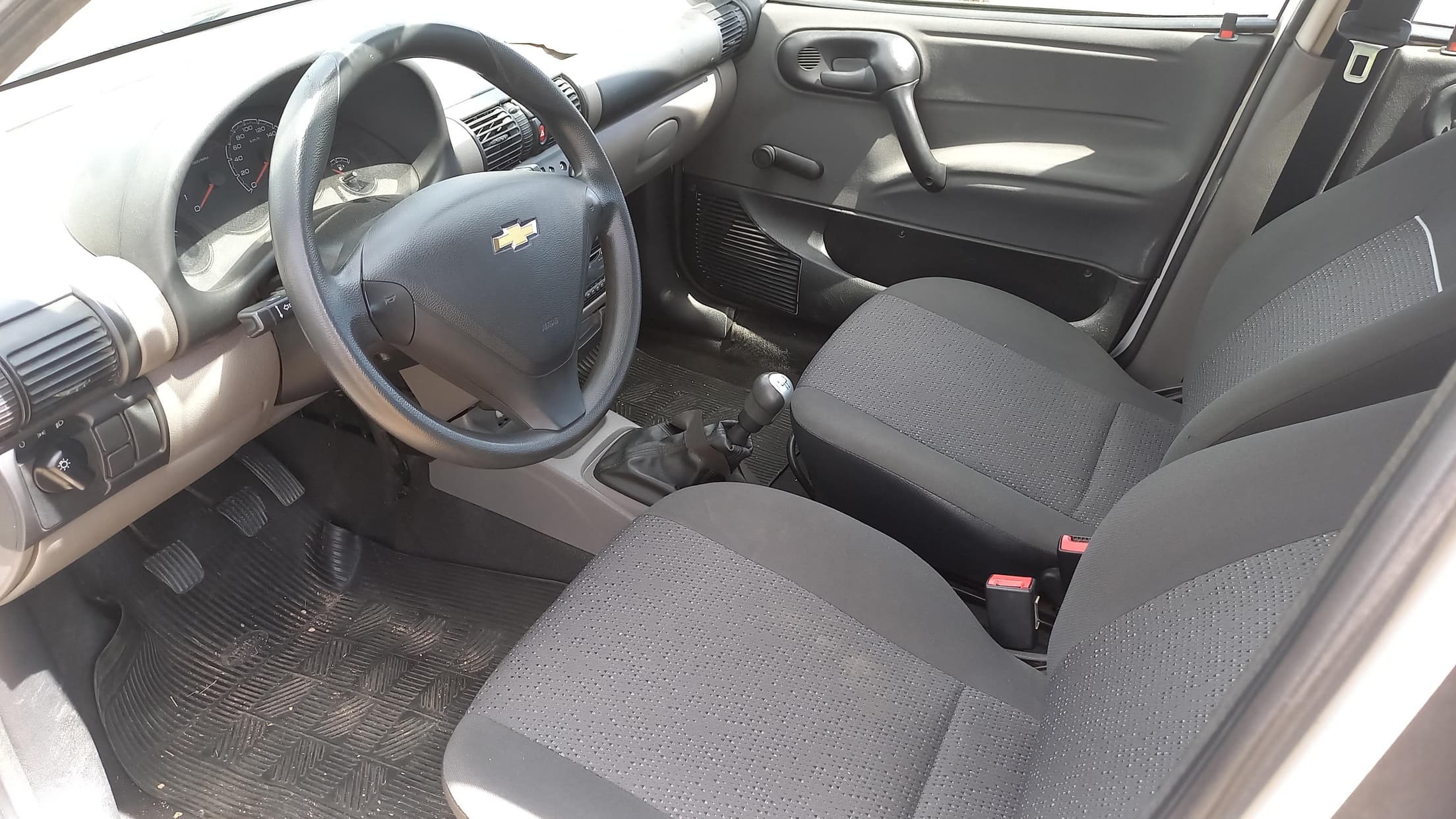 Chevrolet Classic LS 2014 — foto 7