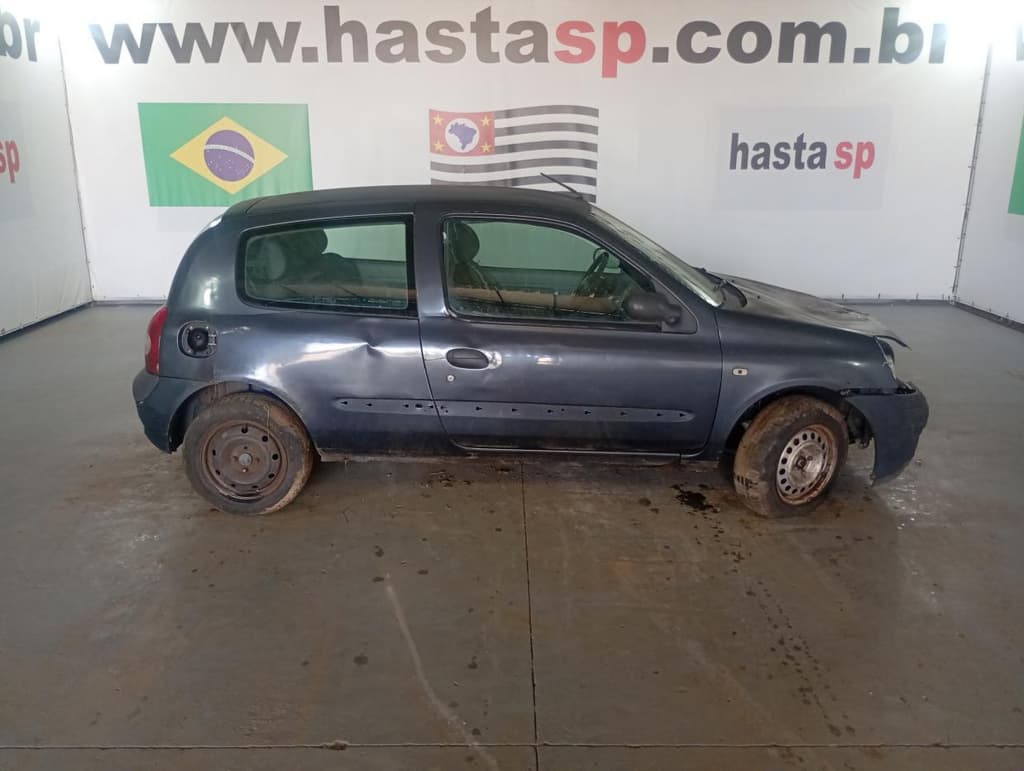 Renault Clio AUT 1.0 H 2004 — foto 5