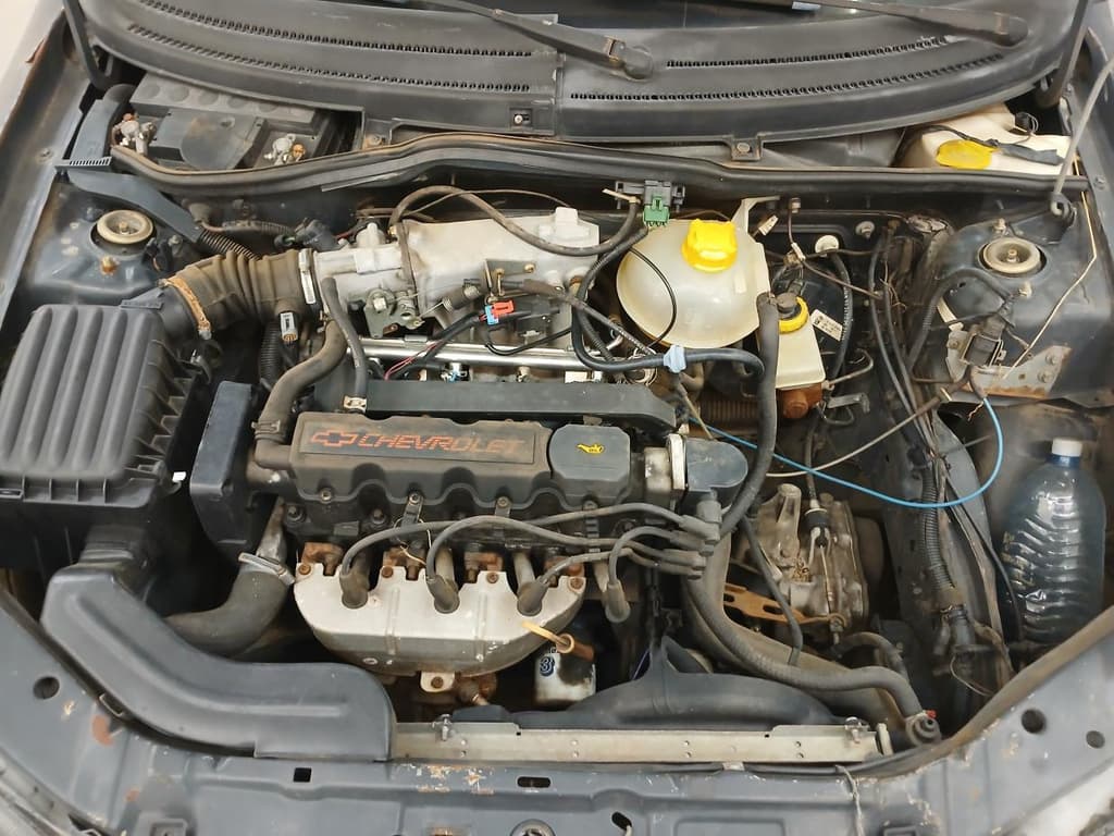 Chevrolet Corsa Mileniun 2002 — foto 2