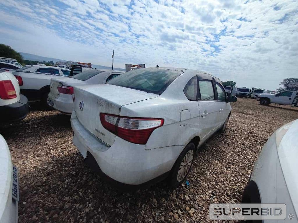 Fiat Siena Attractiv 1.4 2016 — foto 8
