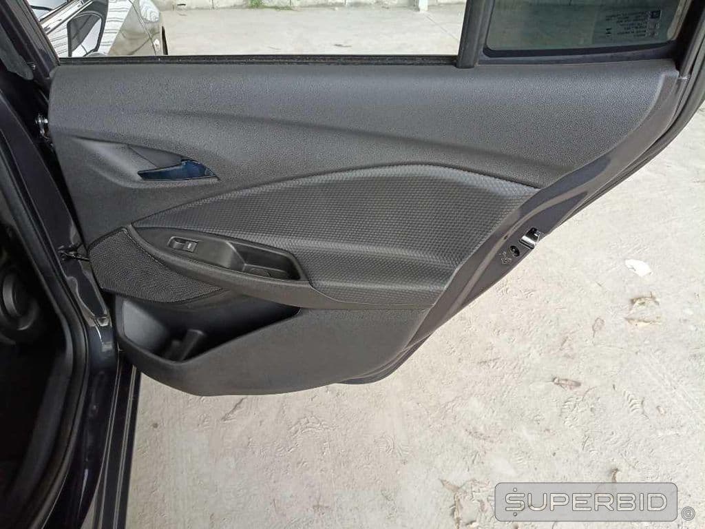 Chevrolet Onix Plus 10tat Pr2, 2025 — foto 2