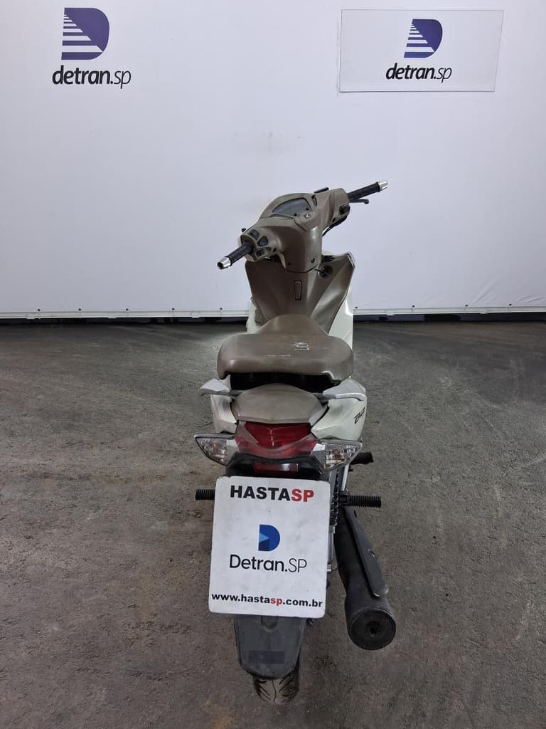Honda C-100 BIZ 2021 — foto 4