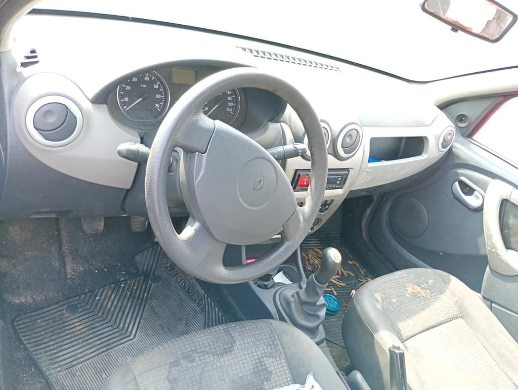 Renault Sandero EXP 16 2011 — foto 6