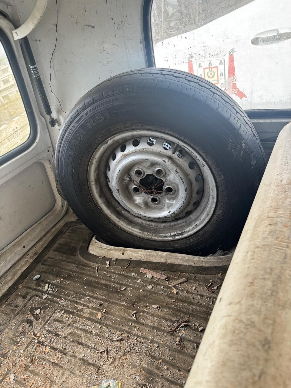 Volkswagen Kombi 1985 — foto 6