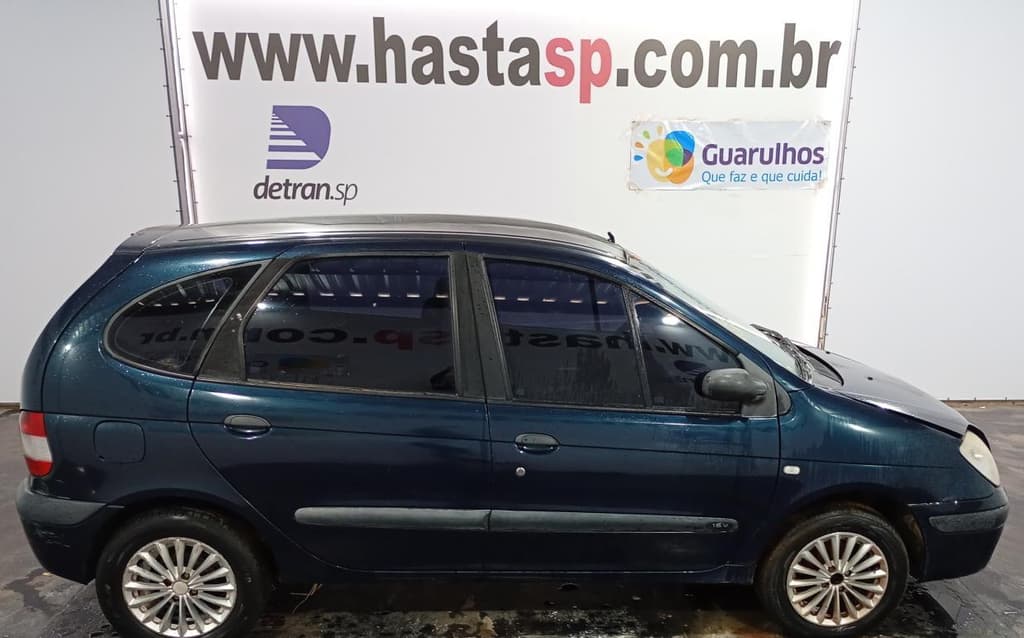 Renault Reanult Scenic AUT 1616v 2004, verde
