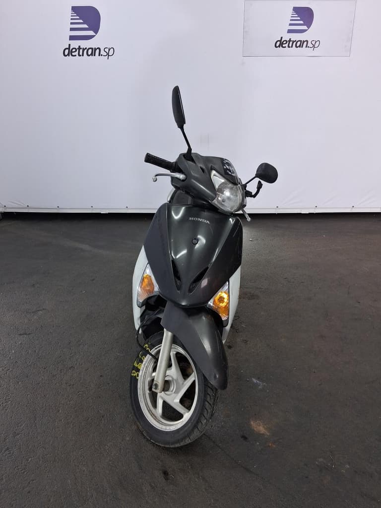 Honda Lead 110 2010 — foto 3