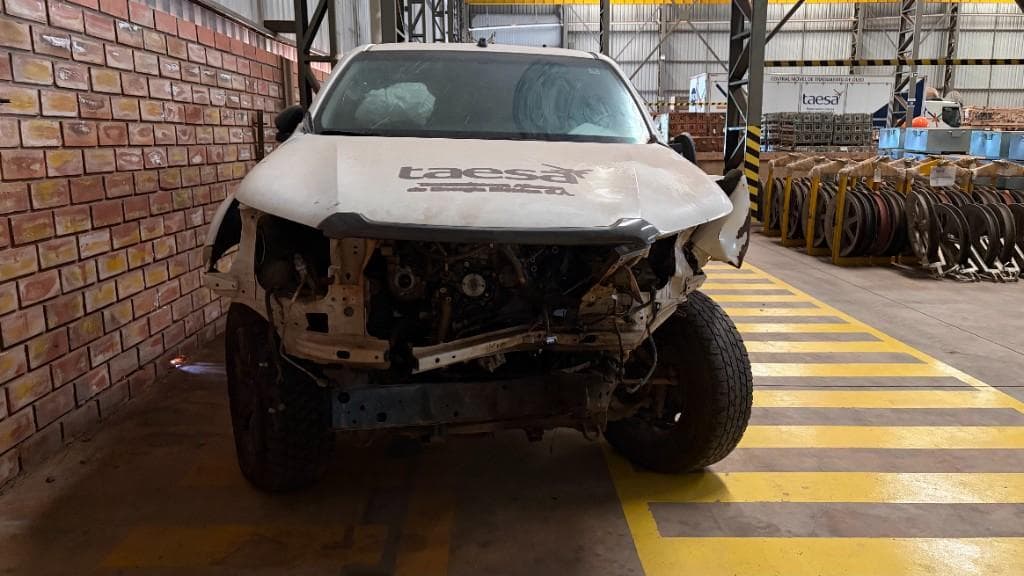 Toyota Hilux Cdsr A4fd (batido), 2022 — foto 6