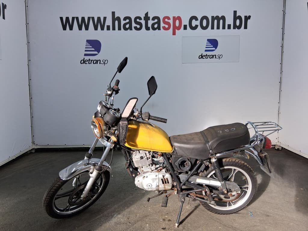 Suzuki Intruder 125 2013 — foto 2
