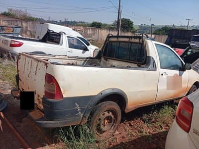 Fiat Strada 2012 — foto 10