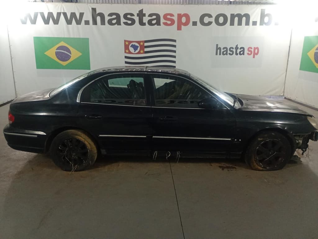 Hyundai Sonata GLS 2002, preta