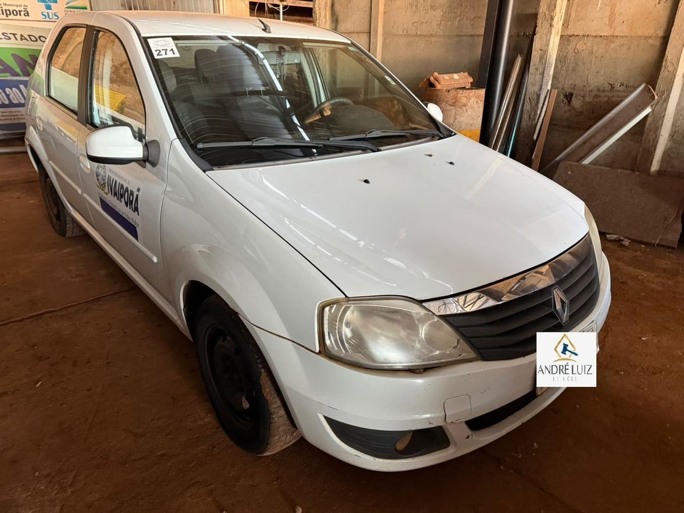 Renault Logan Exp 16 Hp - 2013