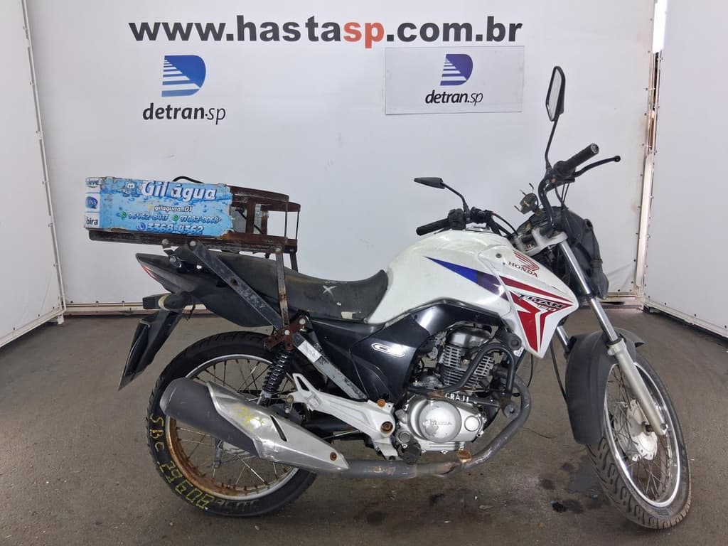 Honda CG 150 Titan EX 2015, branca