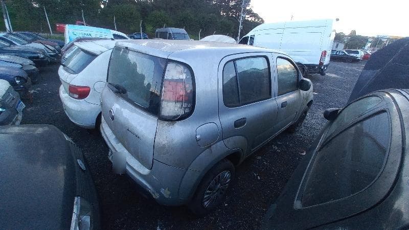 Fiat UNO Attractive 1.0 2015 — foto 11
