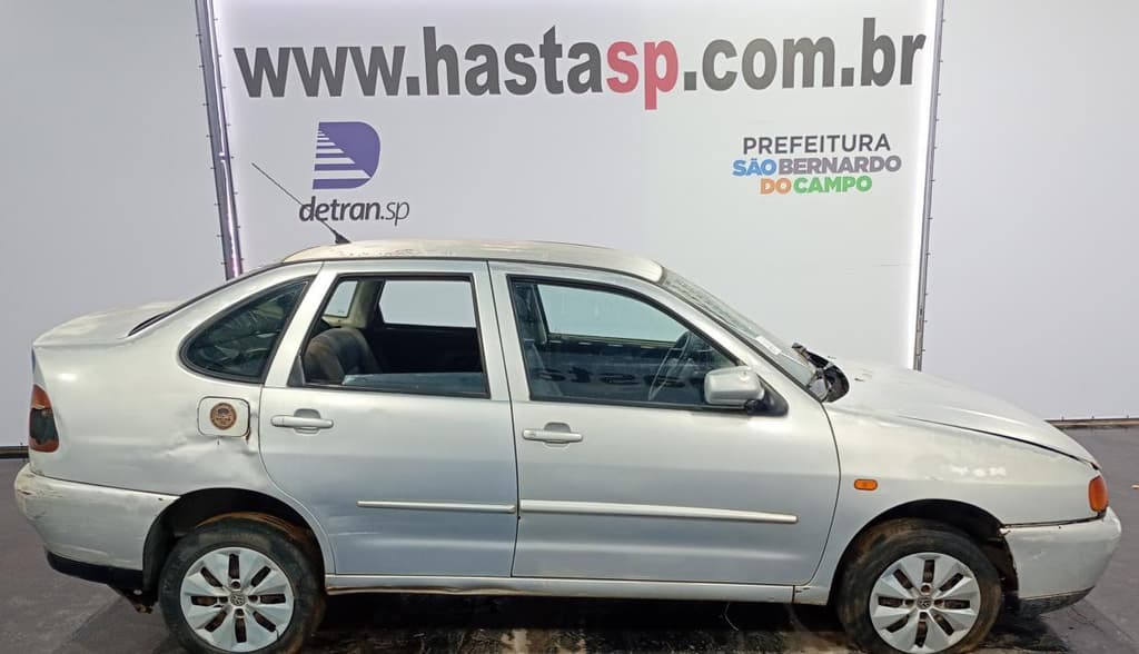 Volkswagen Polo Clas. 1.8 MI 1997 — foto 2
