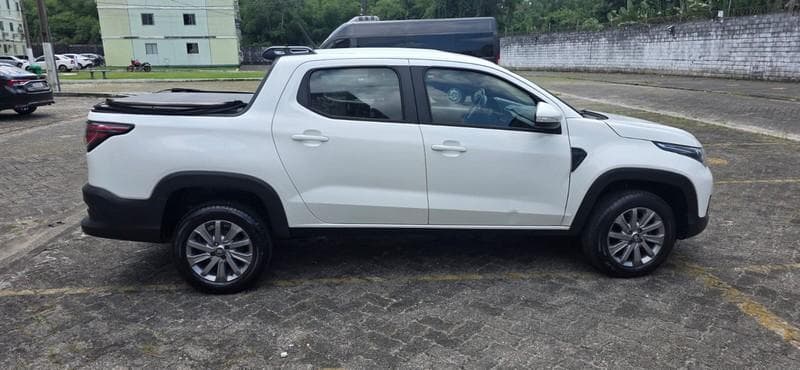 Fiat Strada 2022 — foto 12