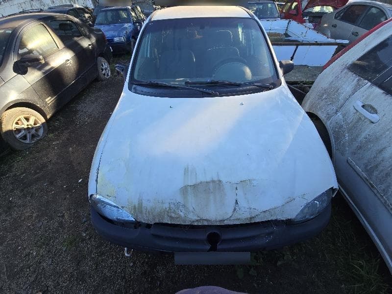 Chevrolet Corsa Wind 2001 — foto 1