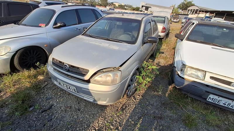 Chevrolet Gm/corsa Hatch 2004 — foto 14