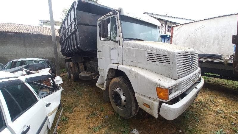 Mercedes-Benz L 2325 1995