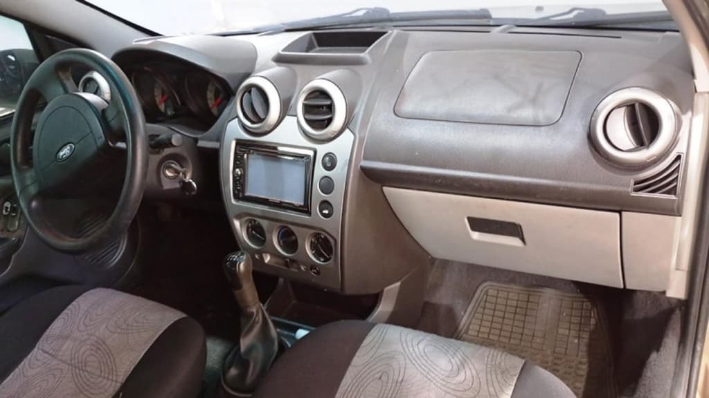 Ford Fiesta Sedan Flex 2008 — foto 6
