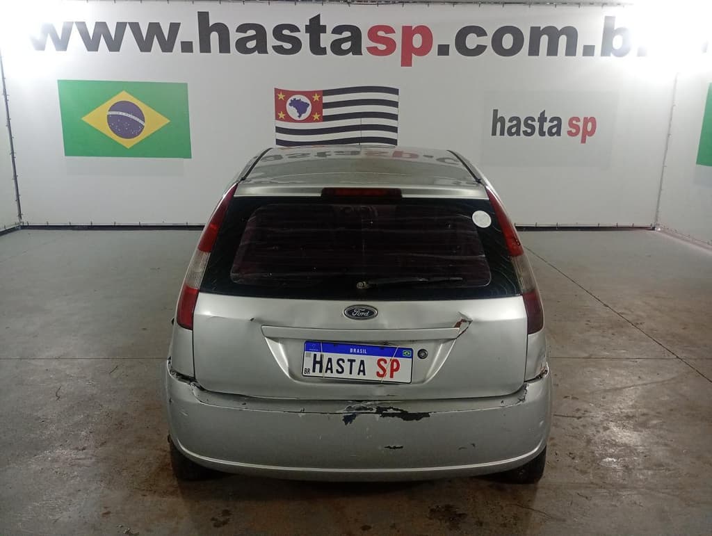 Ford Fiesta Edge 2003 — foto 3