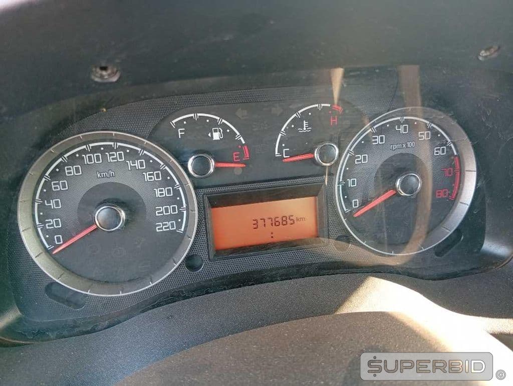 Fiat Doblo Essence 1.8 2015 — foto 2