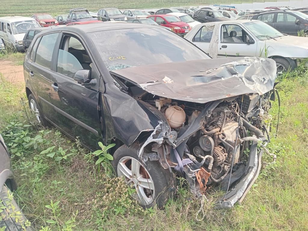 Volkswagen Polo 1.6 2010 — foto 1