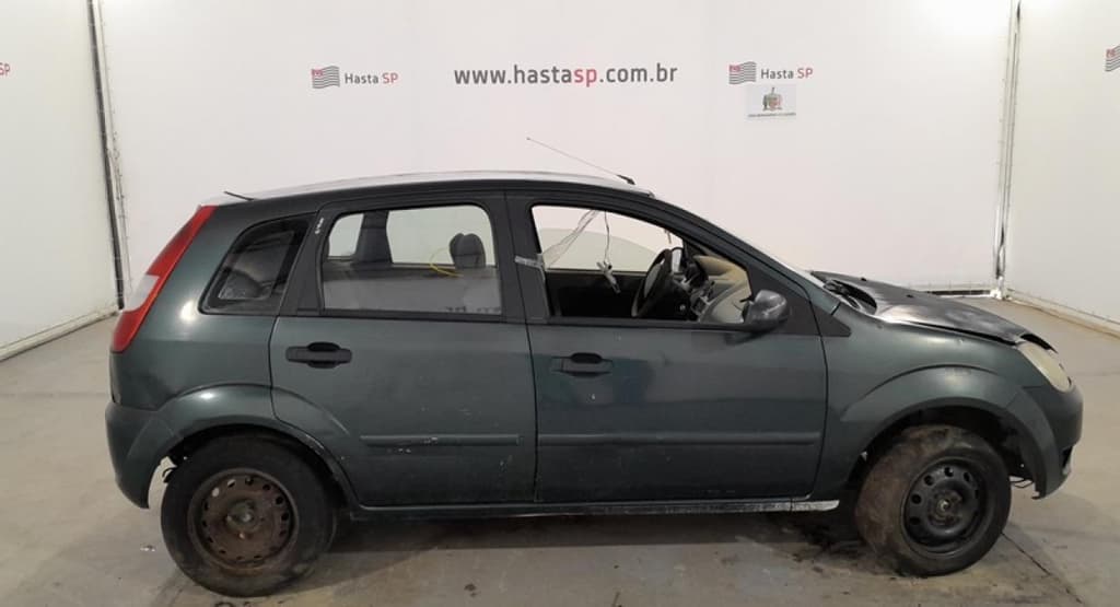 Ford Fiesta Edge 2003 — foto 2