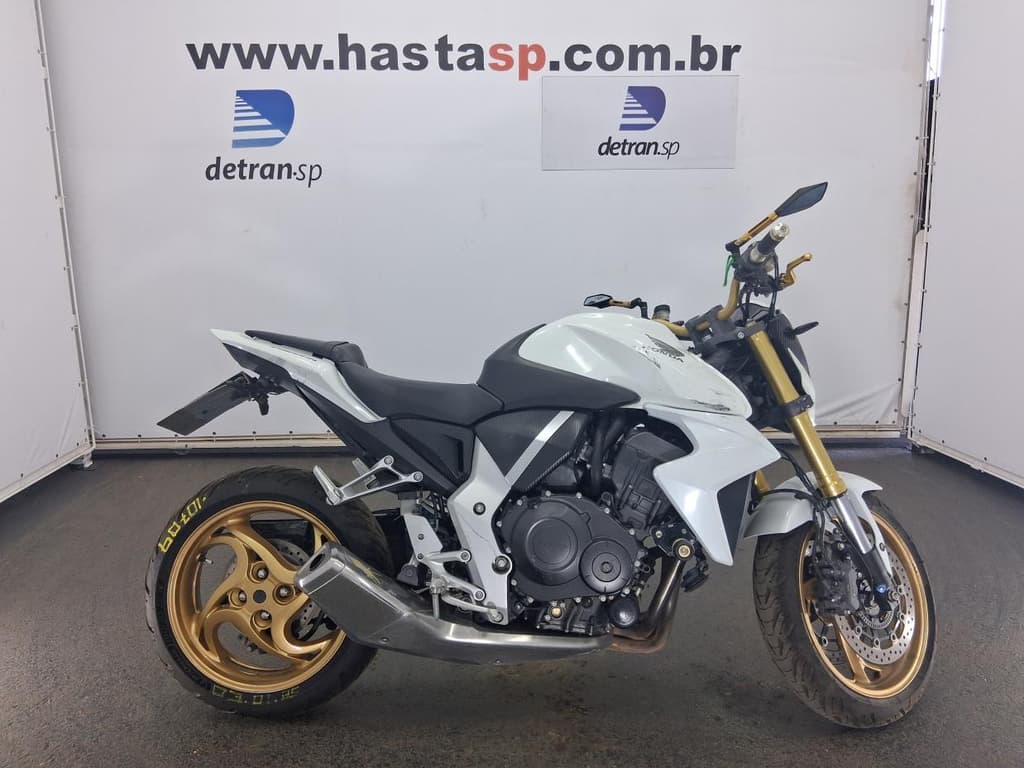 Honda CB 1000 R 2015 — foto 1