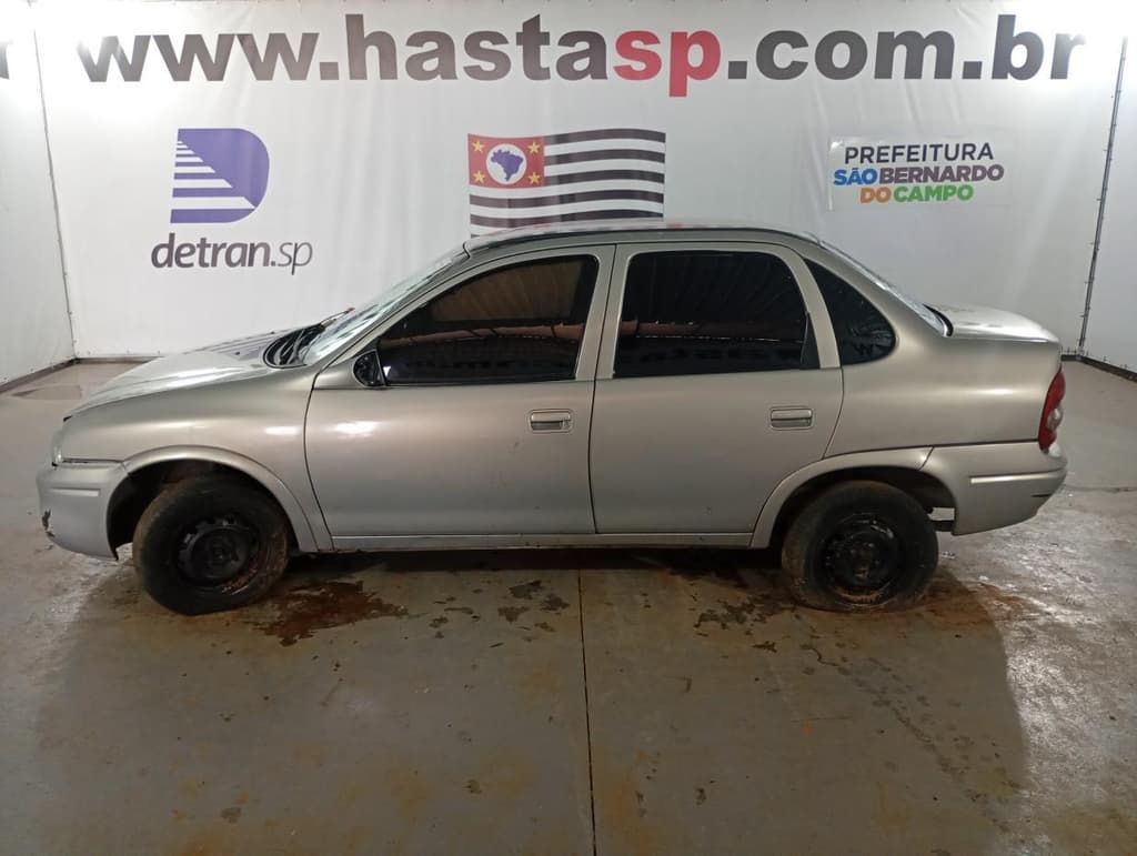 Chevrolet Corsa Classic 2004 — foto 2