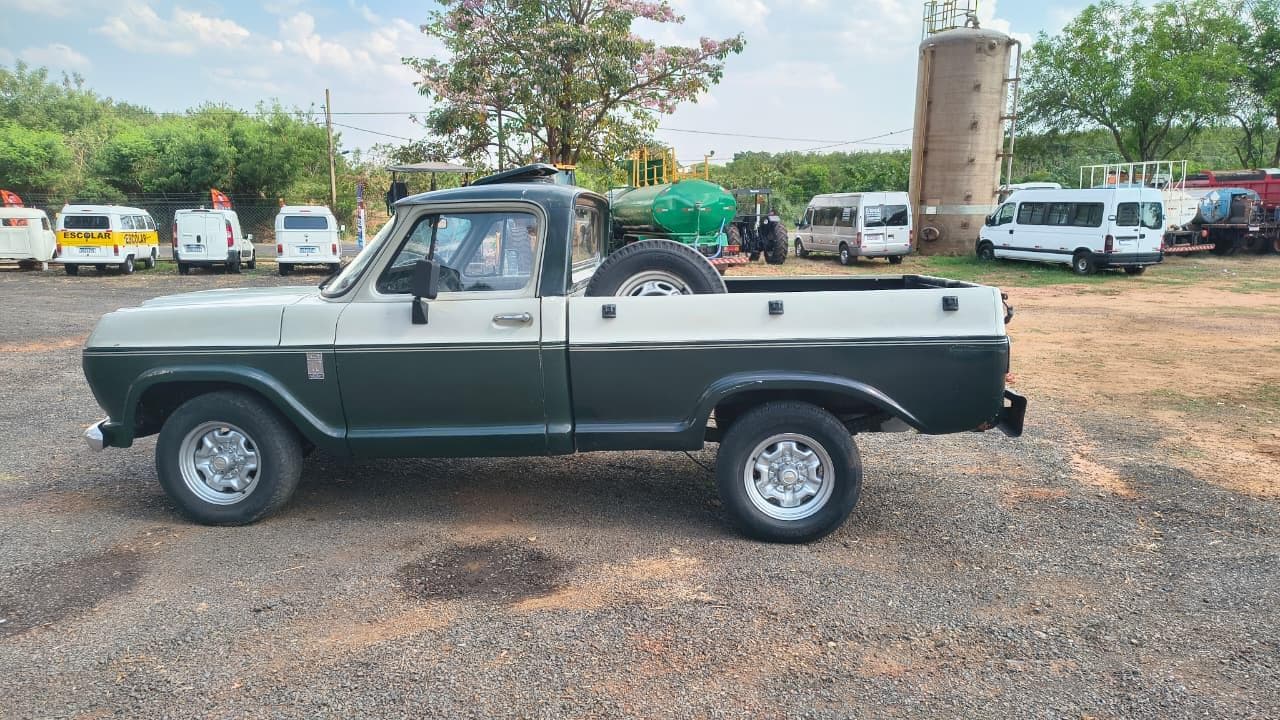 Chevrolet D10 1984 — foto 9