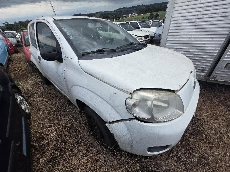 Fiat Uno 2014 — foto 9