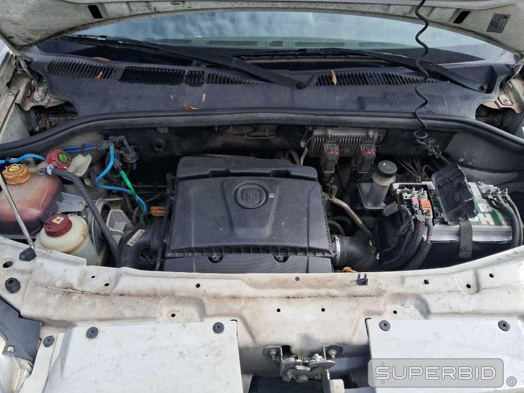 Fiat Doblo Essence 1.8 2016 — foto 2