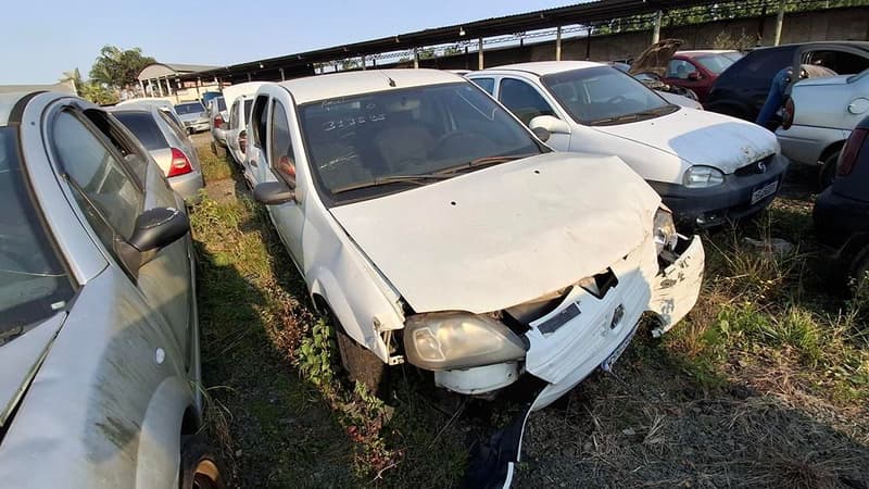 Renault Renault/logan AUT 1016v 2009 — foto 10