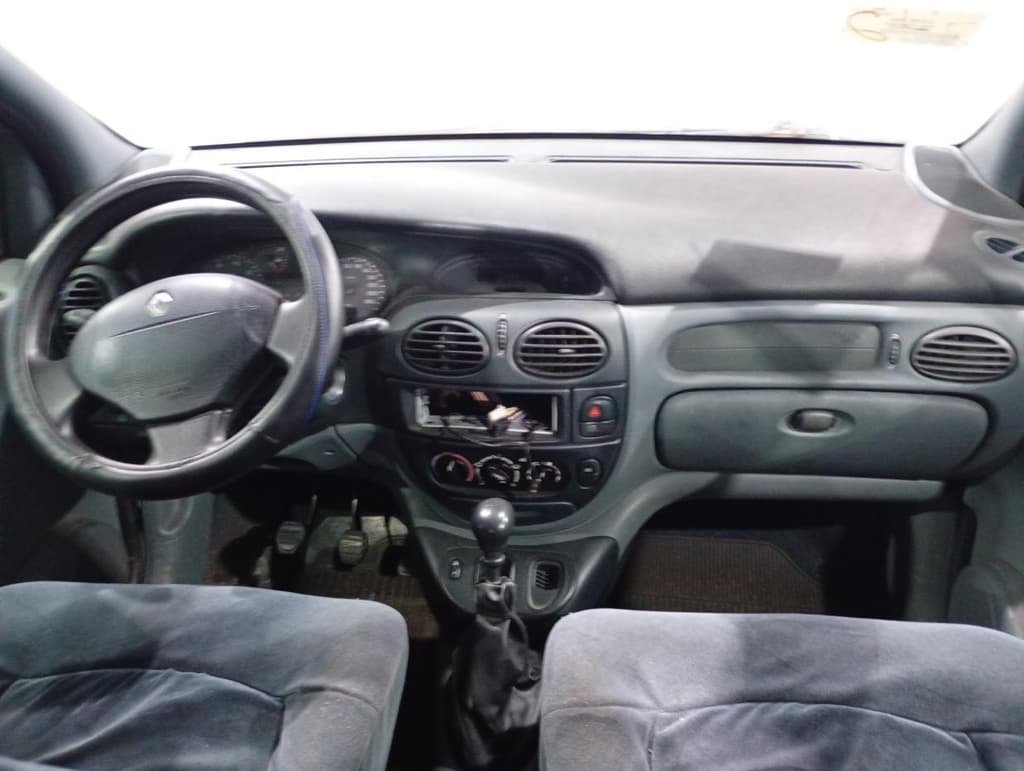 Renault Scenic RXE 2.0 2001 — foto 4