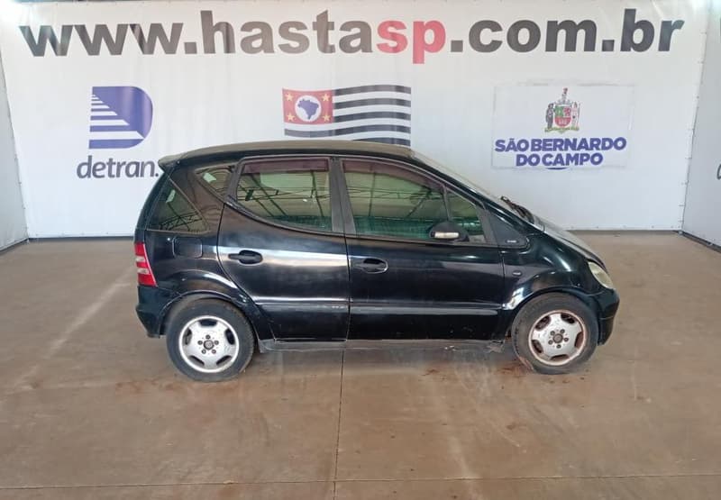 Mercedes-Benz A 160 2004, preta