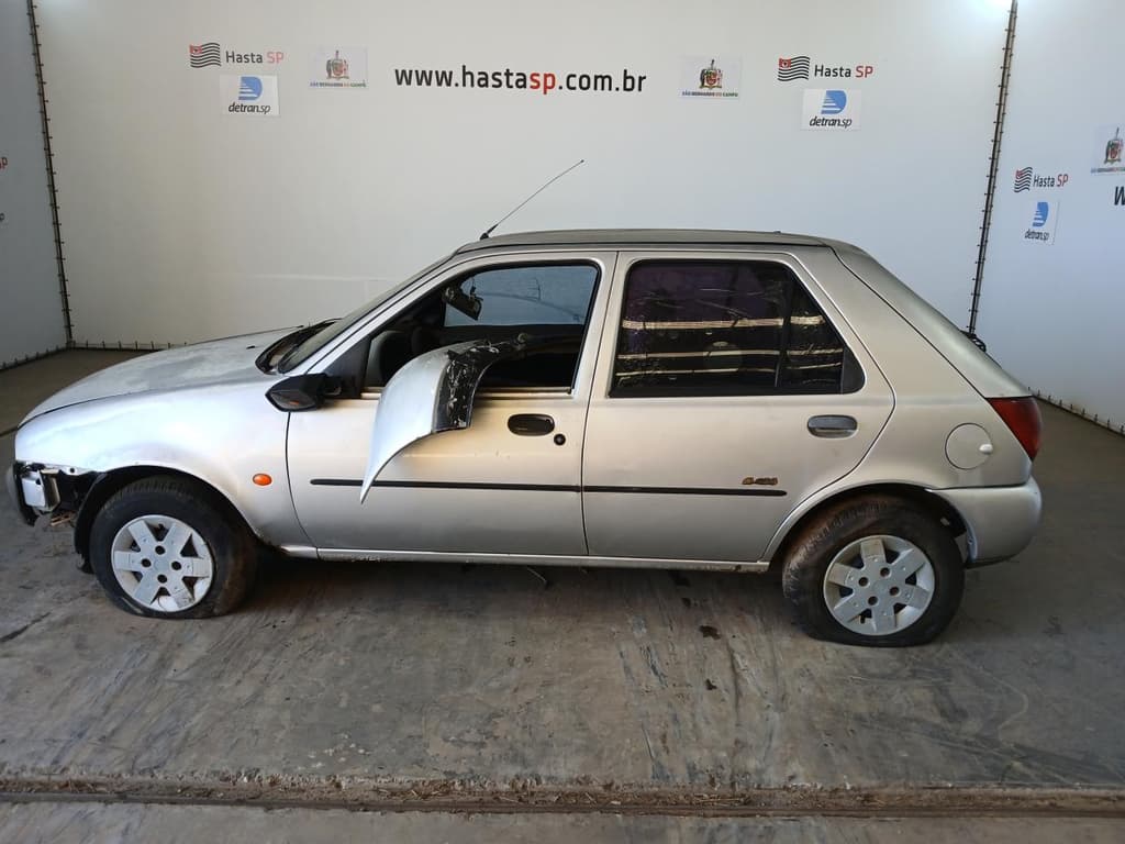 Ford Fiesta 1999 — foto 2