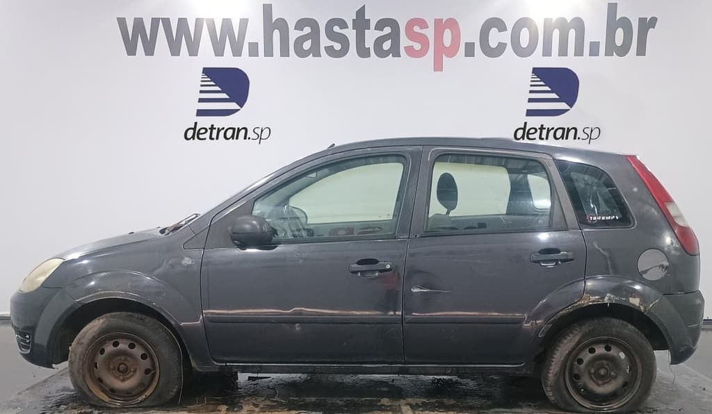 Ford Fiesta 2006 — foto 2