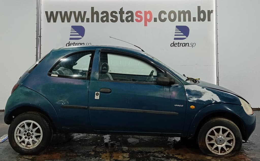 Ford KÁ 1999 — foto 1
