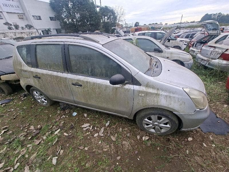 Nissan Livina 16S 2011 — foto 2