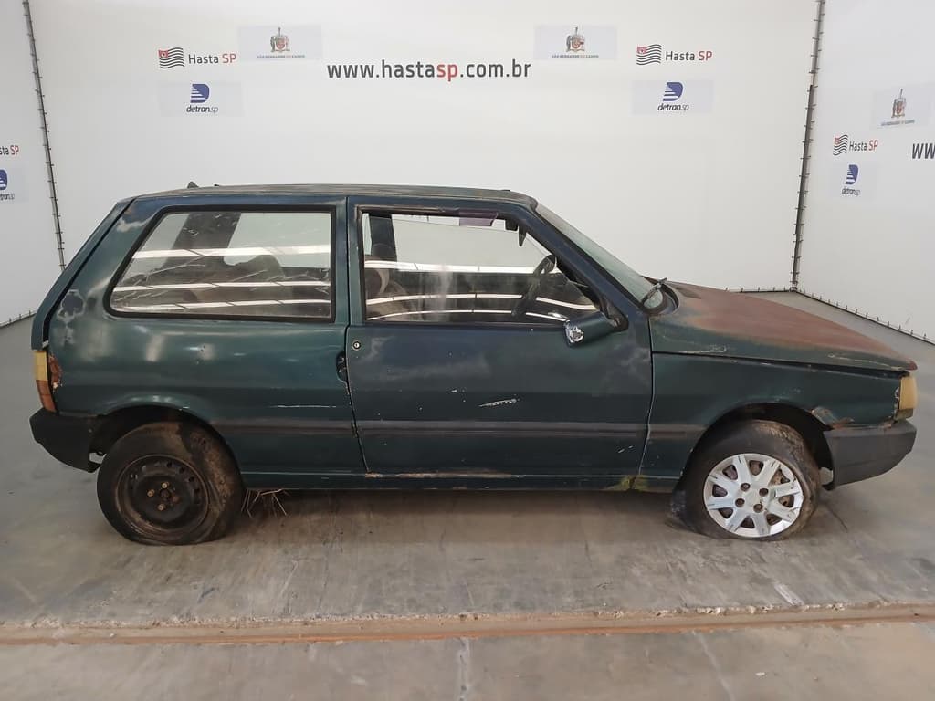Fiat UNO Eletronic 1994, verde