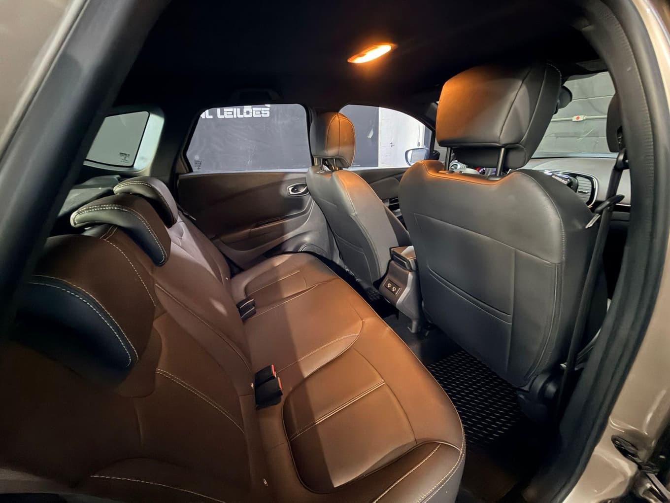 Renault Captur Iconic 1.3 2022 — foto 6